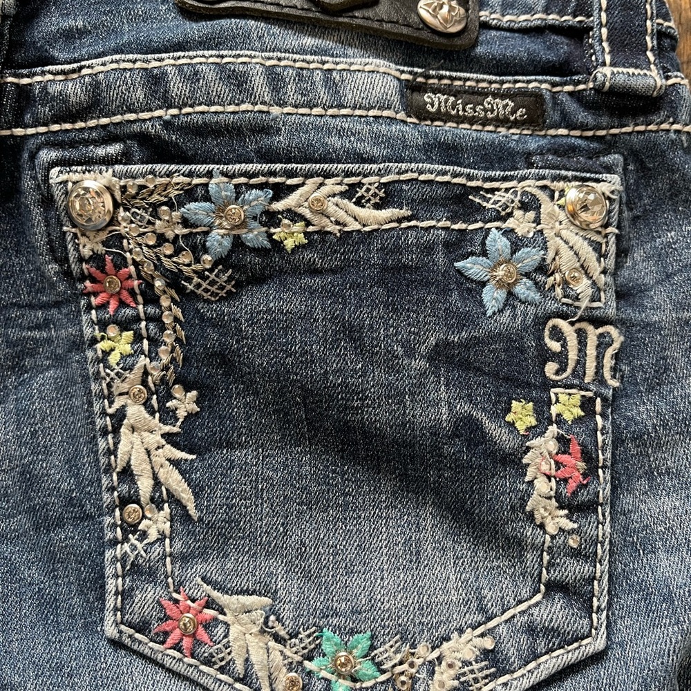 Miss Me Blue Skinny Jeans with Distressed Wash and Vintage Look - Picture 9 of 11